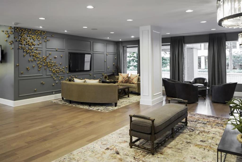 Style And Convenience Apartment At Crystal City Arlington Ngoại thất bức ảnh
